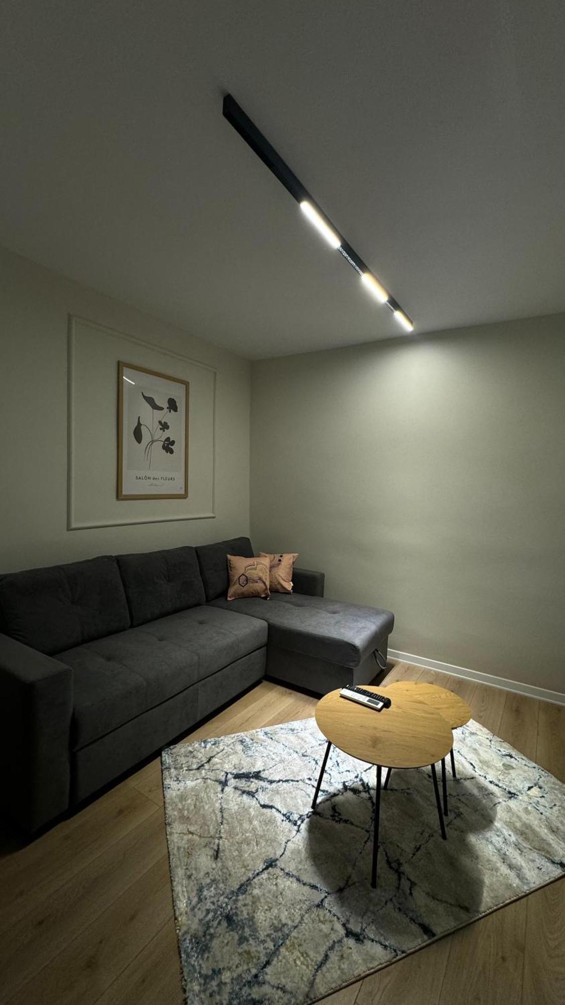 Charming Comfort Apartment Tirana Buitenkant foto