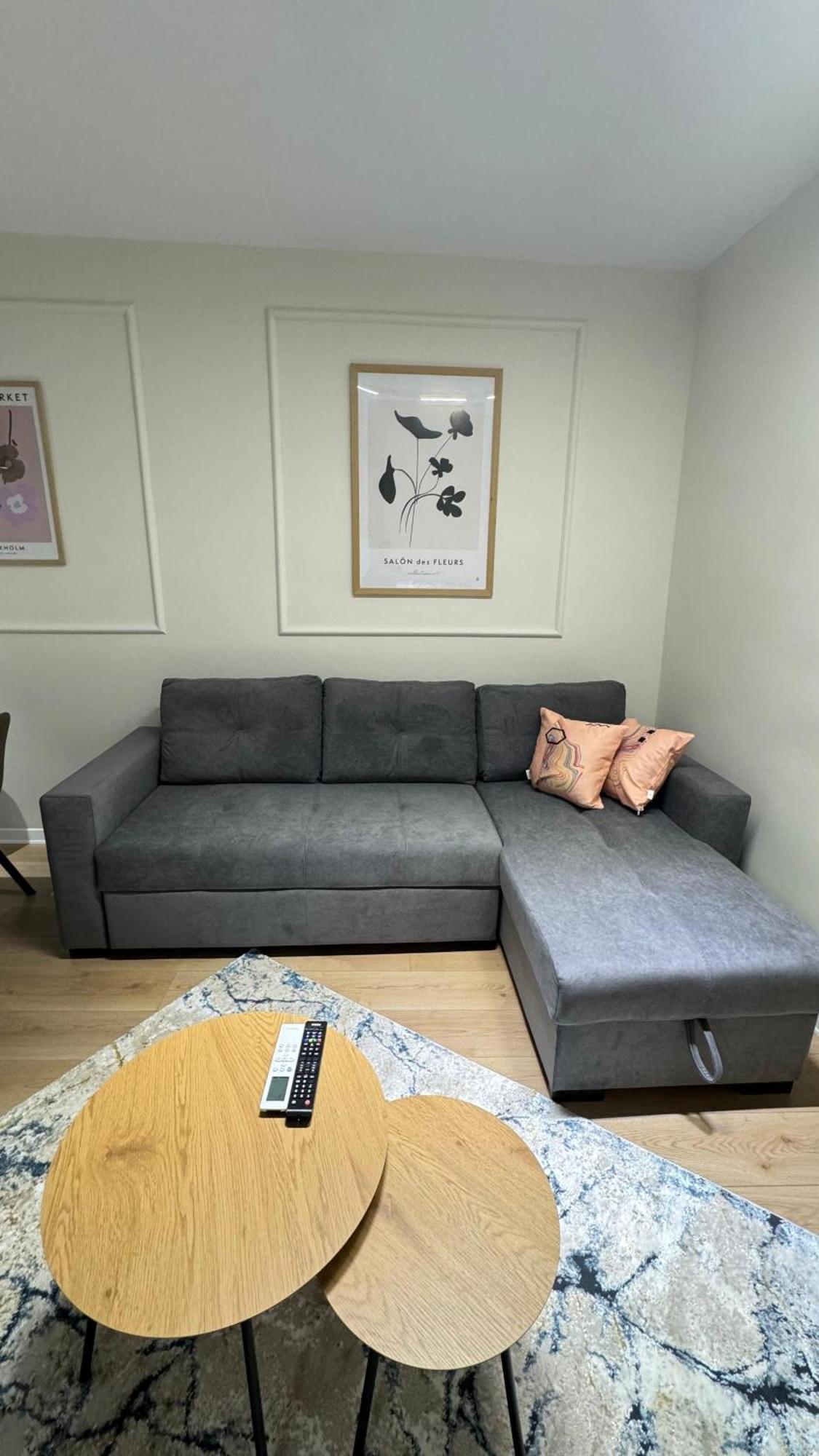 Charming Comfort Apartment Tirana Buitenkant foto