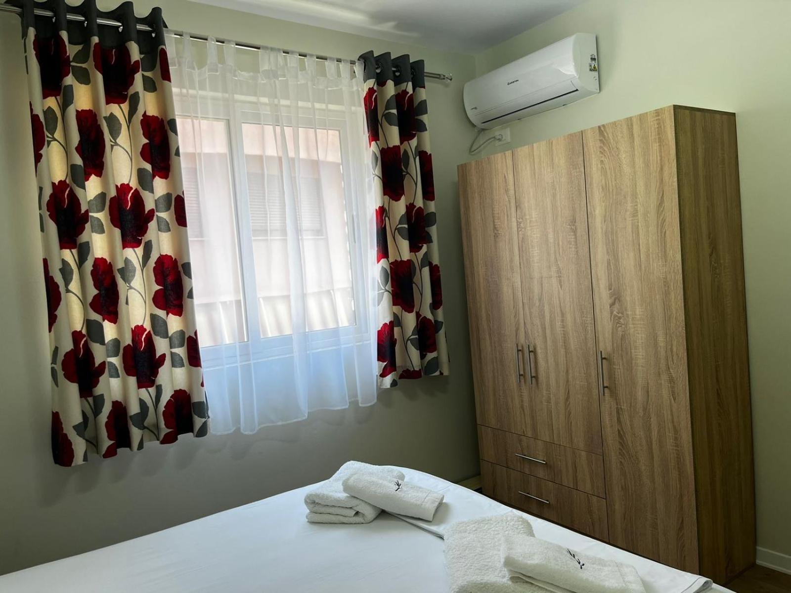 Charming Comfort Apartment Tirana Buitenkant foto